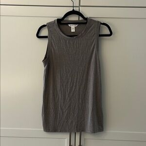 Athleta Gray Muscle Tee